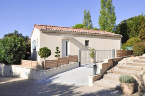 Hotels in Arpaillargues-Et-Aureillac